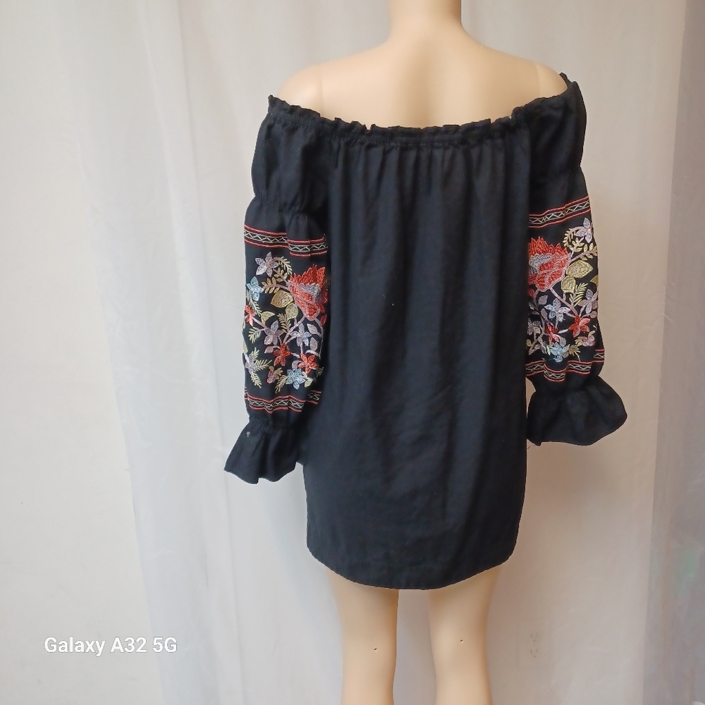 Free People Size XS Embroidered Black Off-Shoulder Dress - Picture 6 of 12